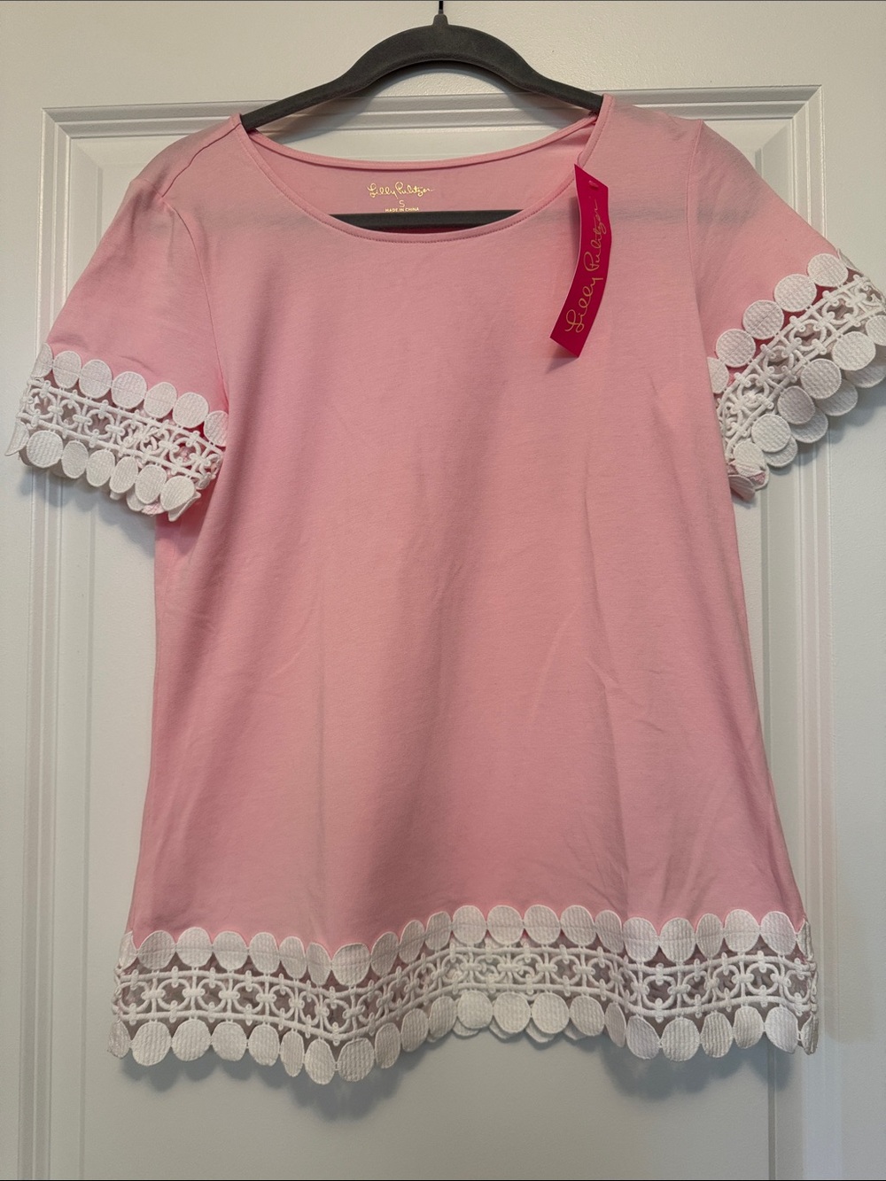 Lilly Pulitzer Pink Short Sleeve Tee with White Lace Hem & Sleeves